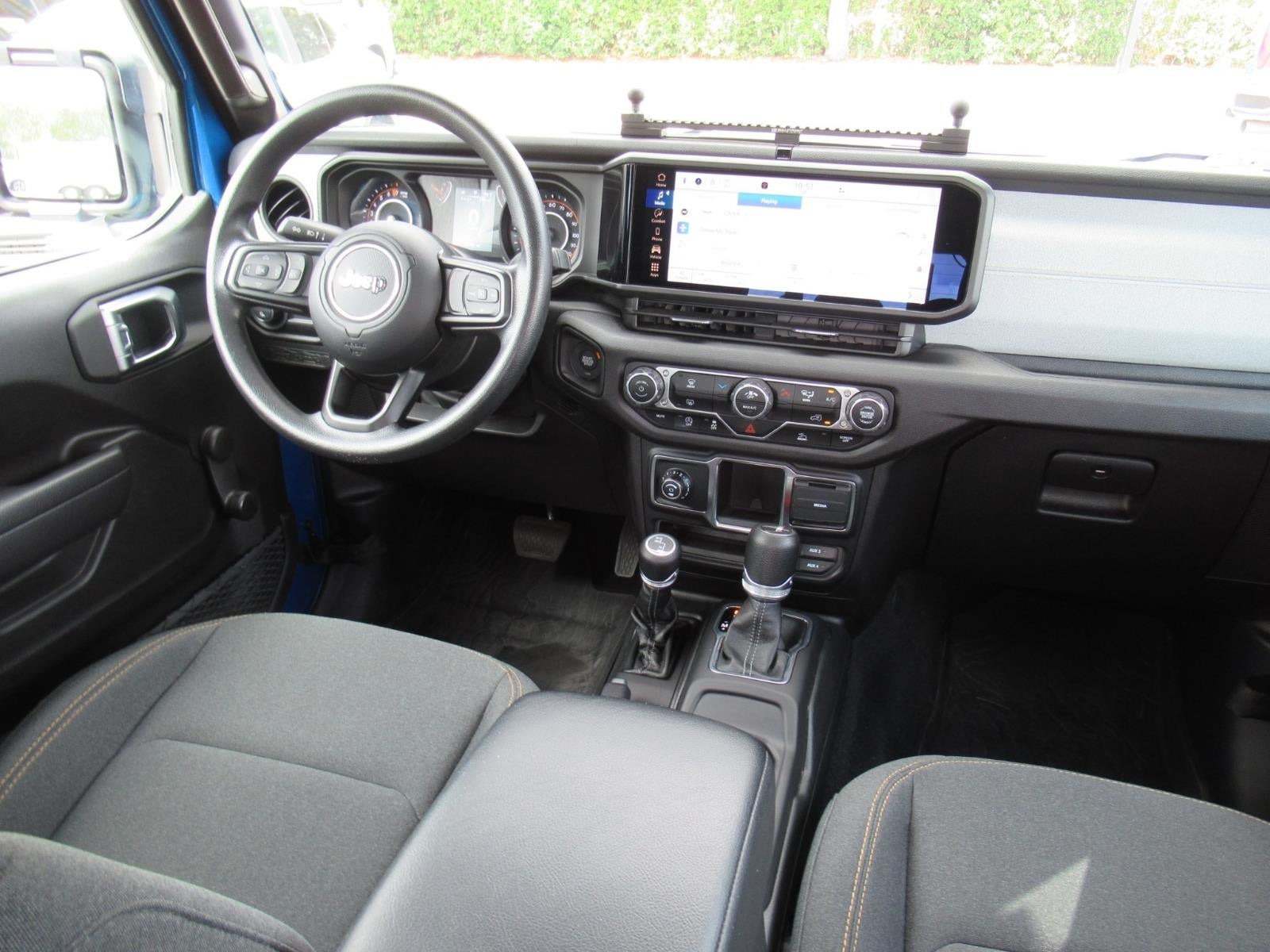 2024 Jeep Gladiator Sport