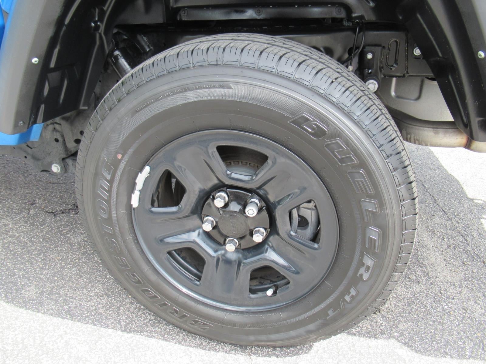 2024 Jeep Gladiator Sport
