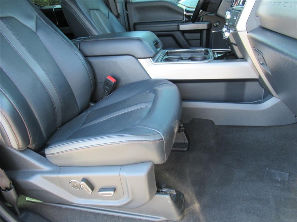 2022 Ford Super Duty F-350 SRW Platinum