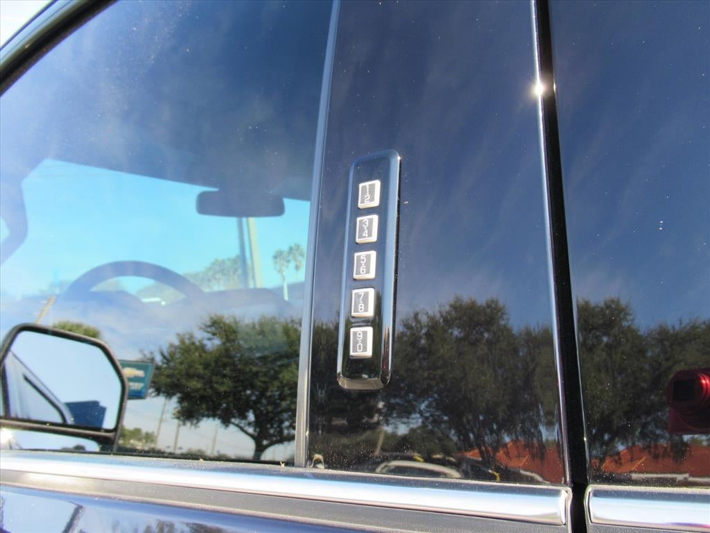 2022 Ford Super Duty F-350 SRW Platinum