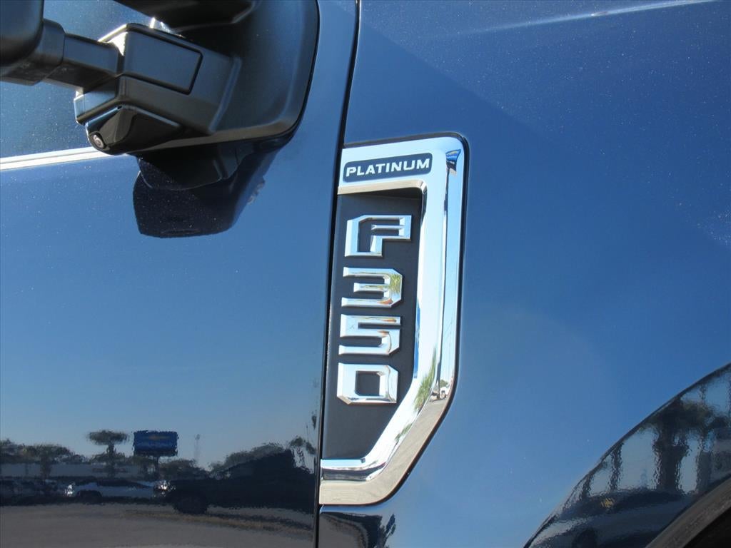 2022 Ford Super Duty F-350 SRW Platinum