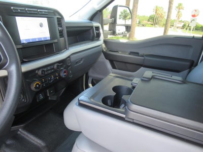 2024 Ford Super Duty F-350 SRW XL