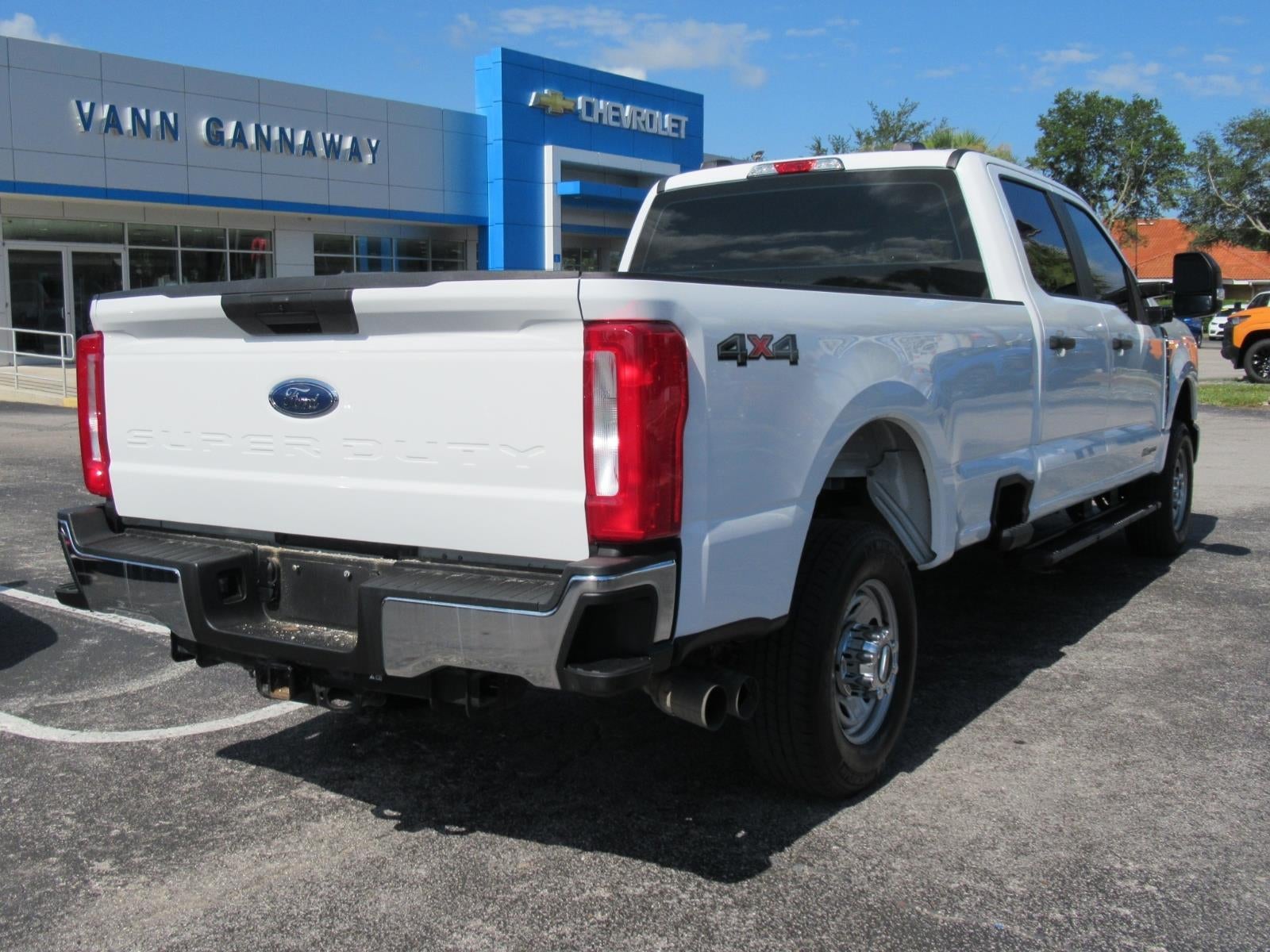 2024 Ford Super Duty F-350 SRW XL