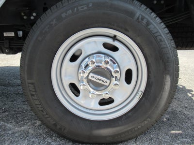 2024 Ford Super Duty F-350 SRW XL