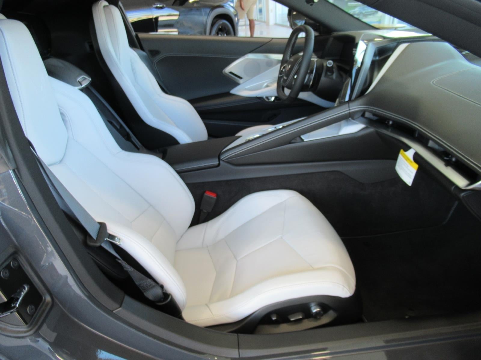 2027 Chevrolet Corvette Stingray 2LT