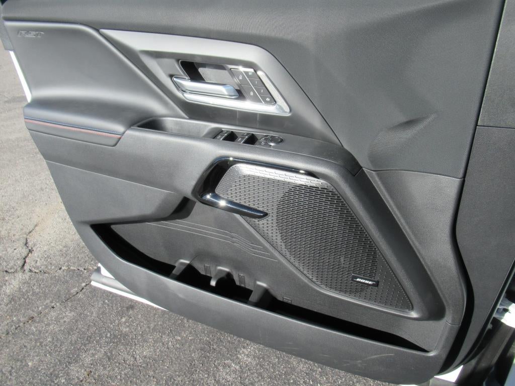 2025 Chevrolet Silverado EV RST - Max Range