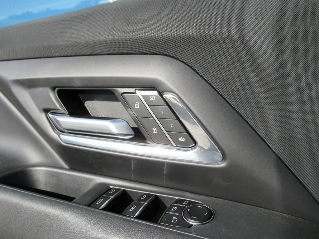 2025 Chevrolet Silverado EV RST - Max Range