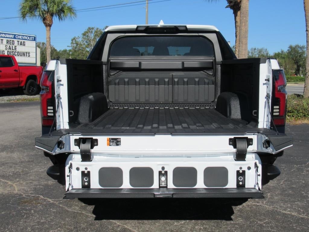 2025 Chevrolet Silverado EV RST - Max Range