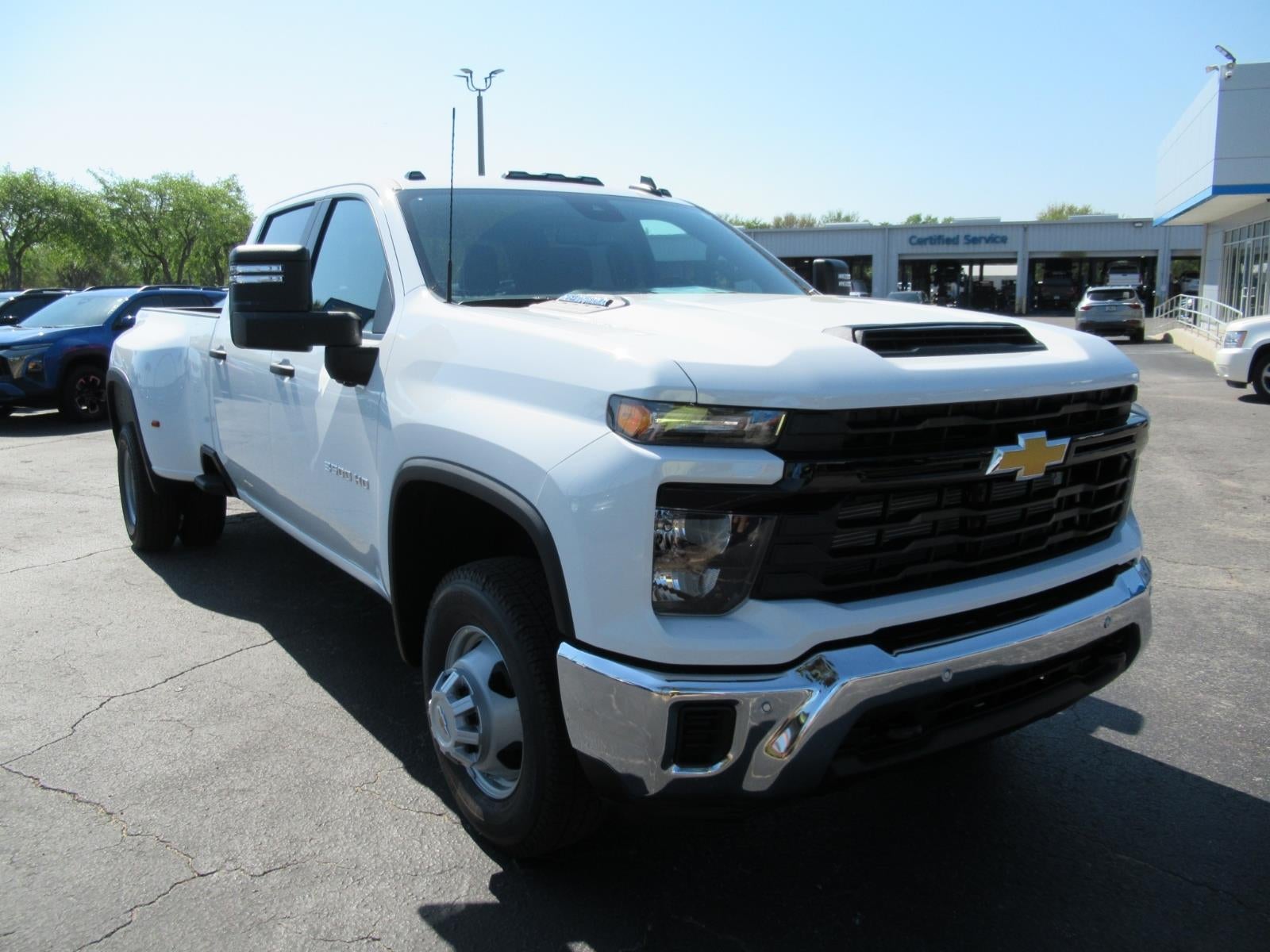 2026 Chevrolet Silverado 3500 HD WT DRW