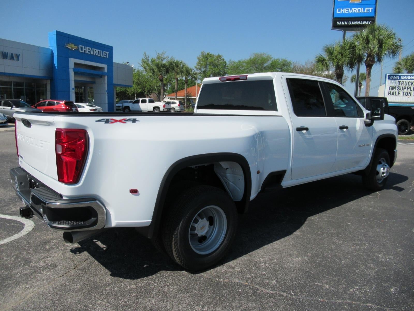 2026 Chevrolet Silverado 3500 HD WT DRW