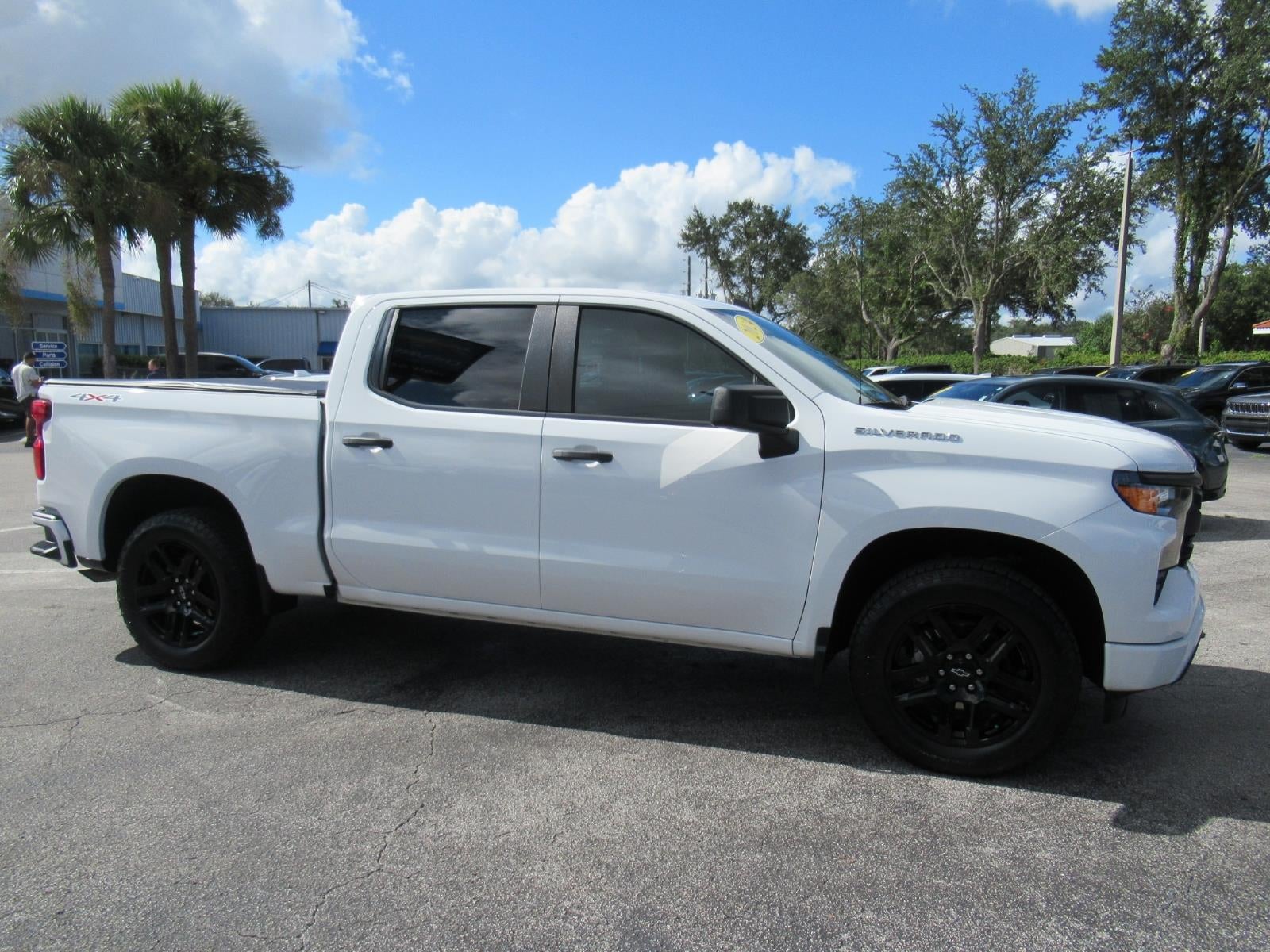 2024 Chevrolet Silverado 1500 Custom