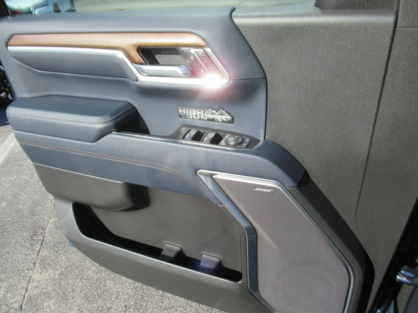 2022 Chevrolet Silverado 1500 High Country