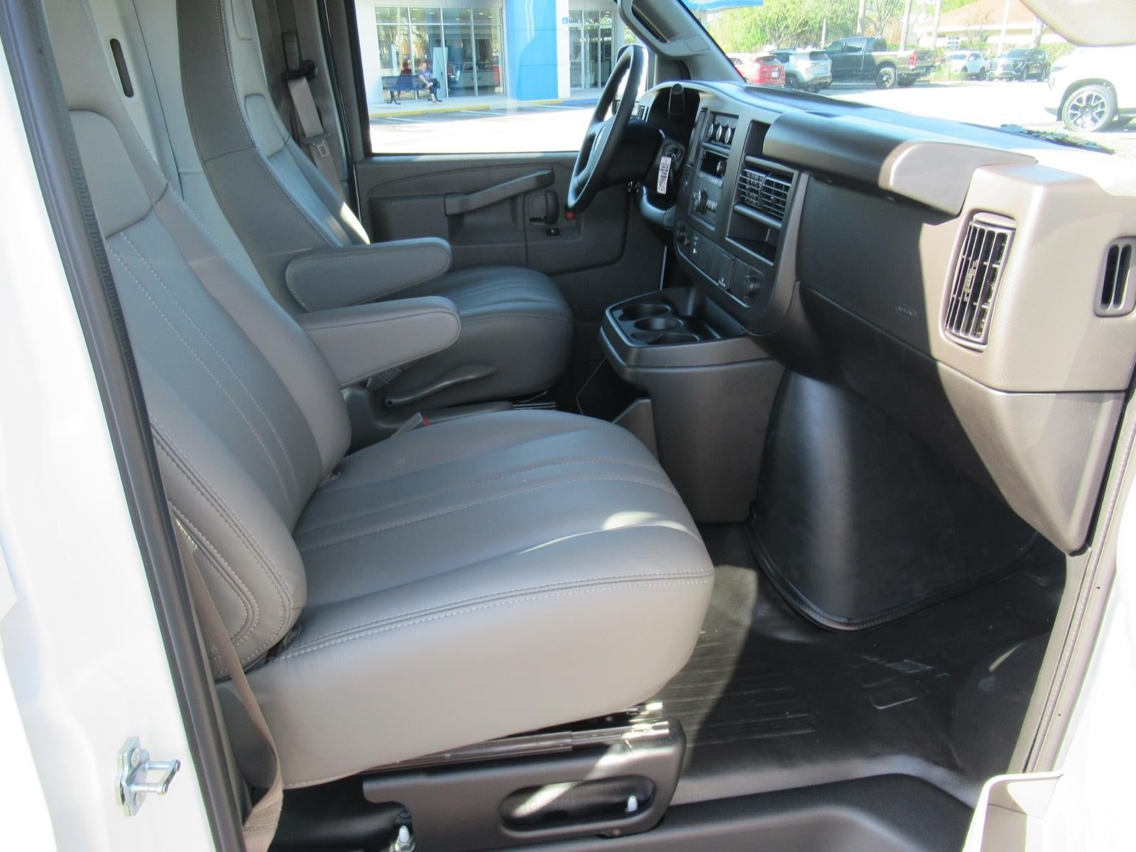 2026 Chevrolet Express Cargo WT