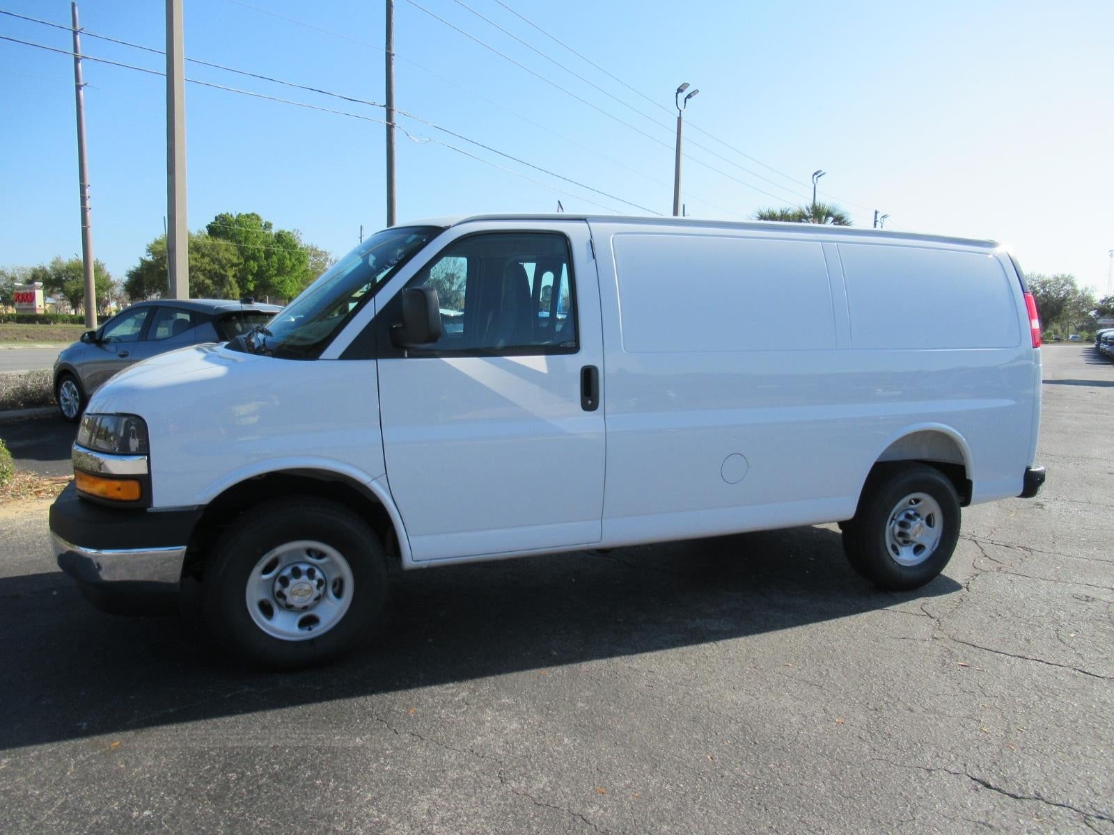 2026 Chevrolet Express Cargo WT