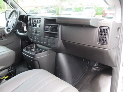2025 Chevrolet Express Cargo WT