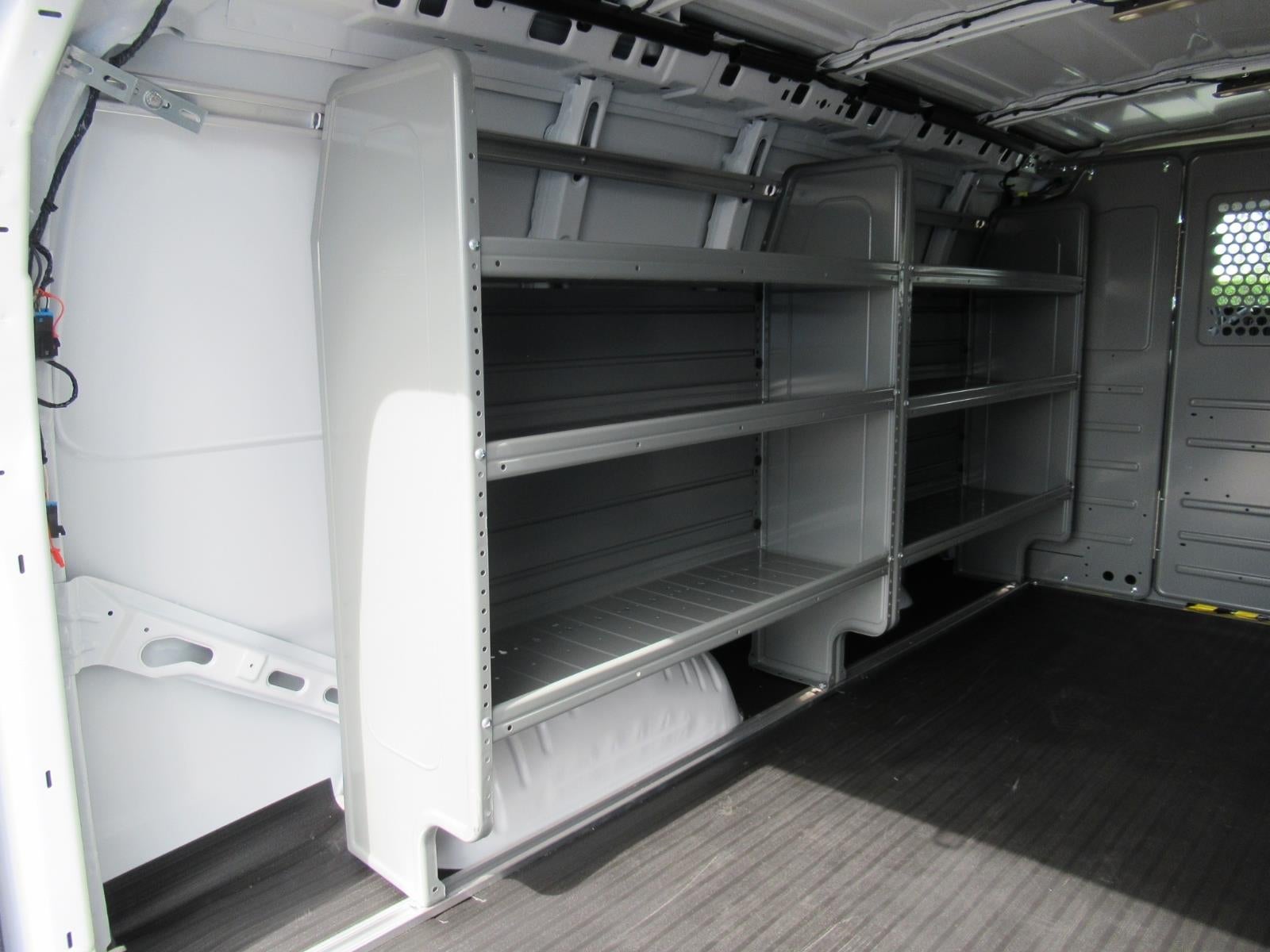 2025 Chevrolet Express Cargo WT