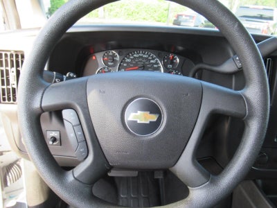 2025 Chevrolet Express Cargo WT