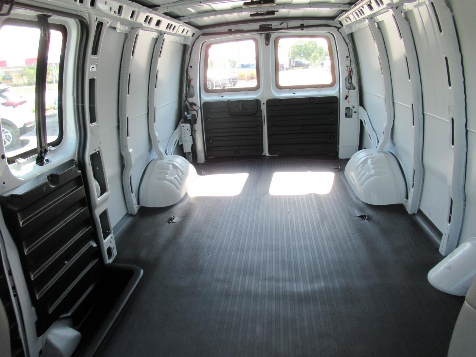 2026 Chevrolet Express Cargo WT