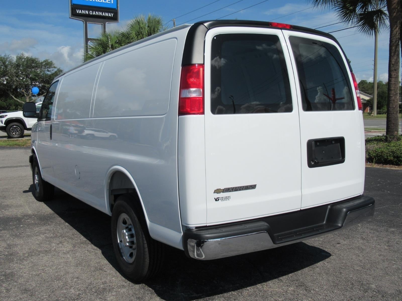 2026 Chevrolet Express Cargo WT