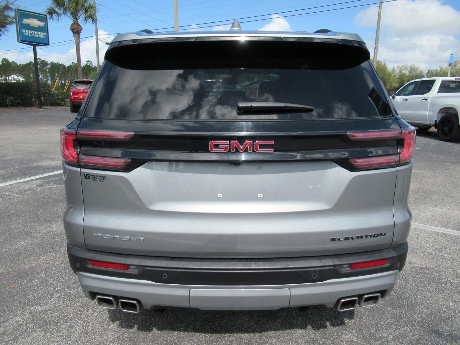2025 GMC Acadia Elevation