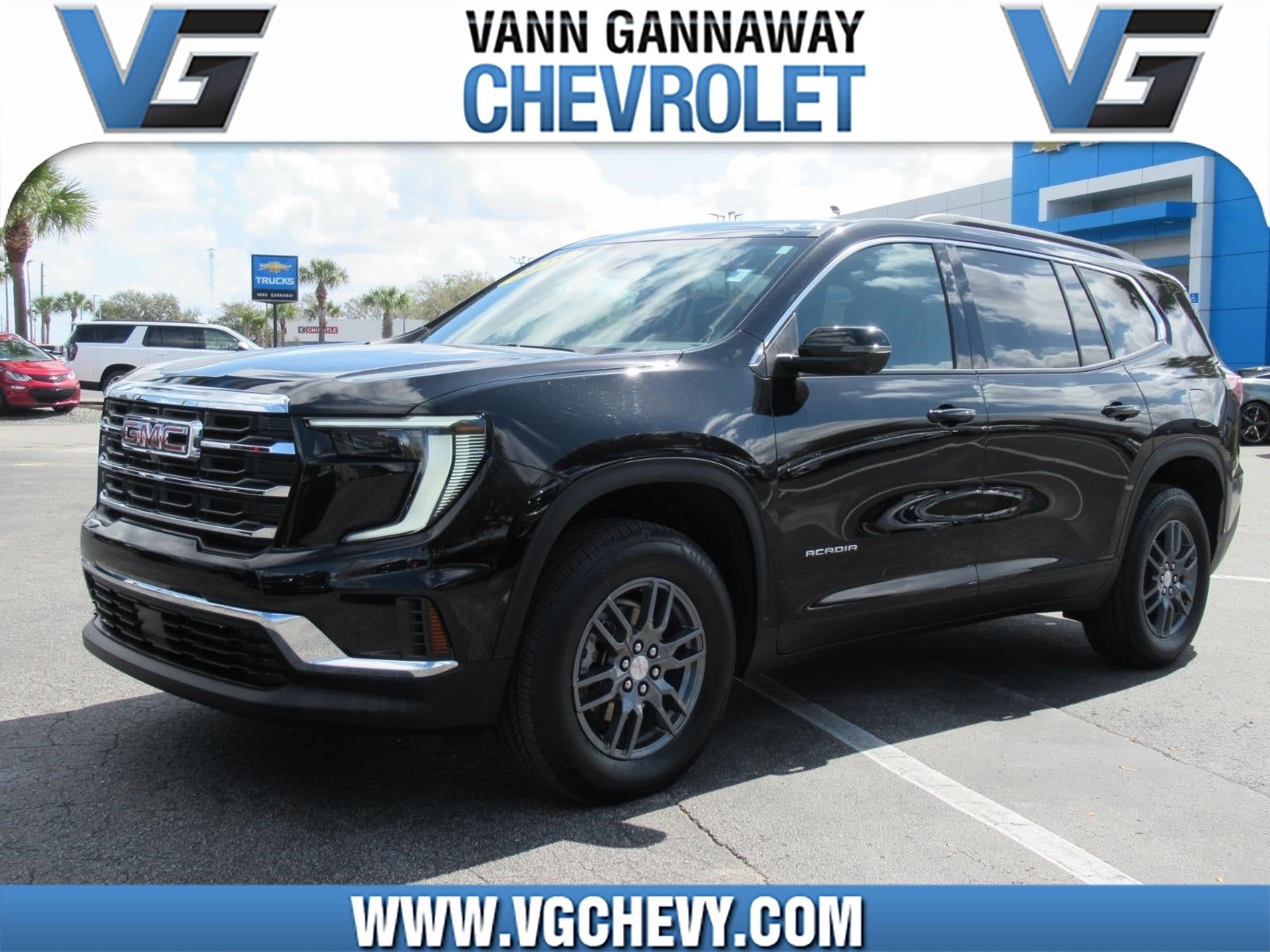 2025 GMC Acadia Elevation