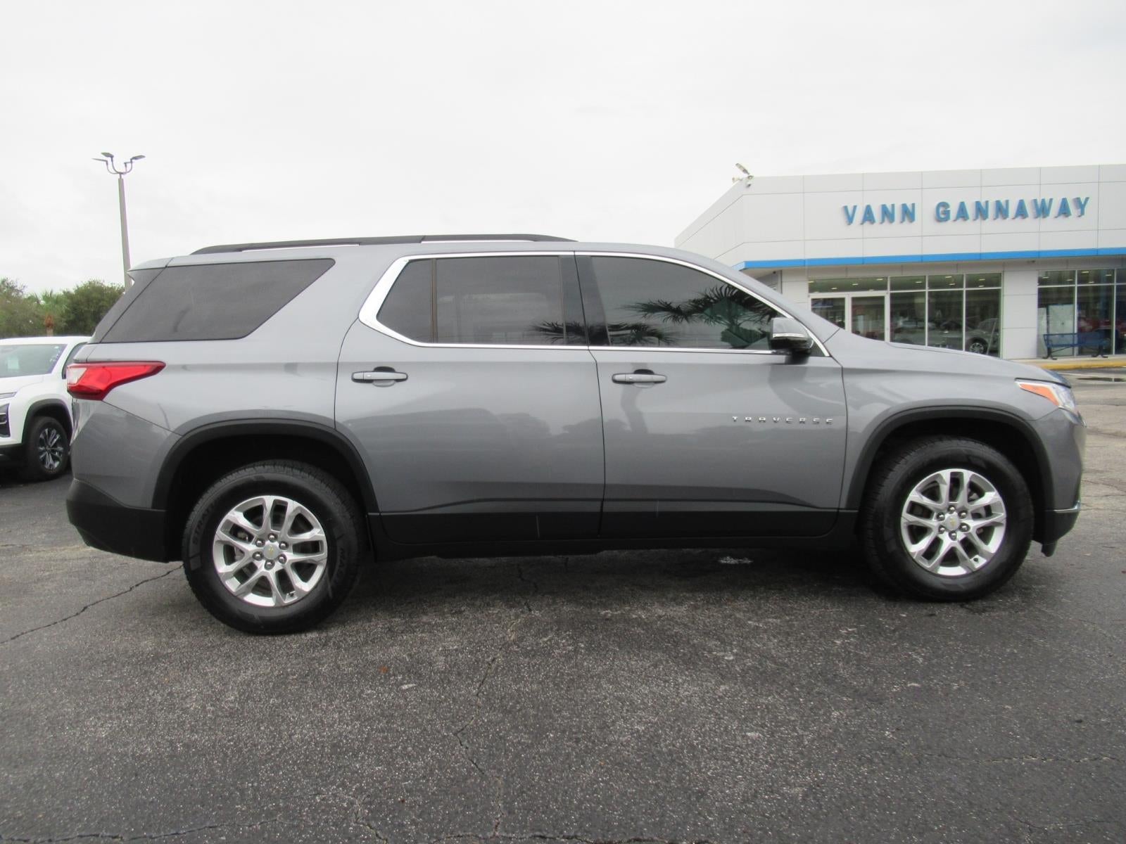 2020 Chevrolet Traverse LT Cloth