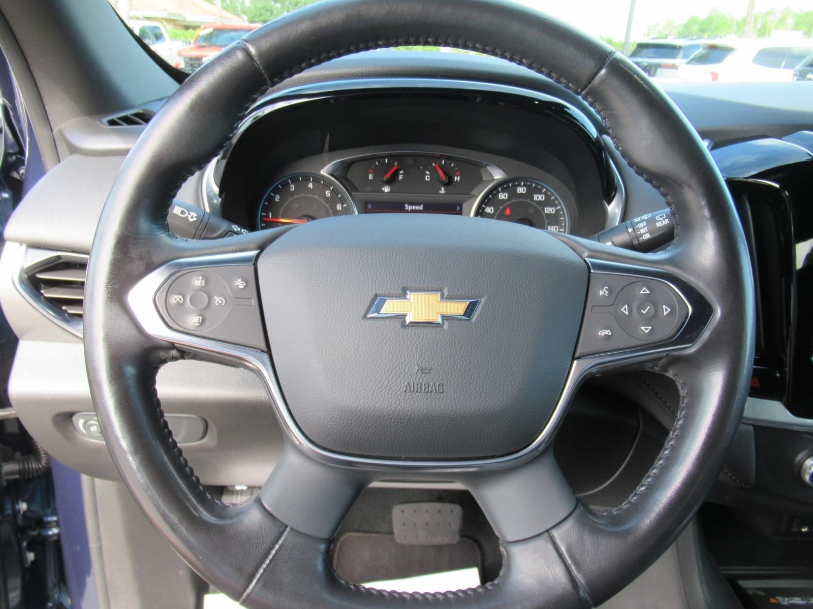 2022 Chevrolet Traverse LT Cloth