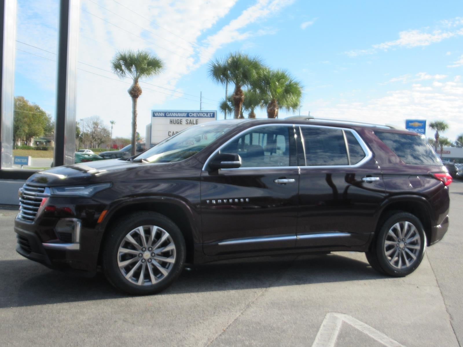 2023 Chevrolet Traverse Premier