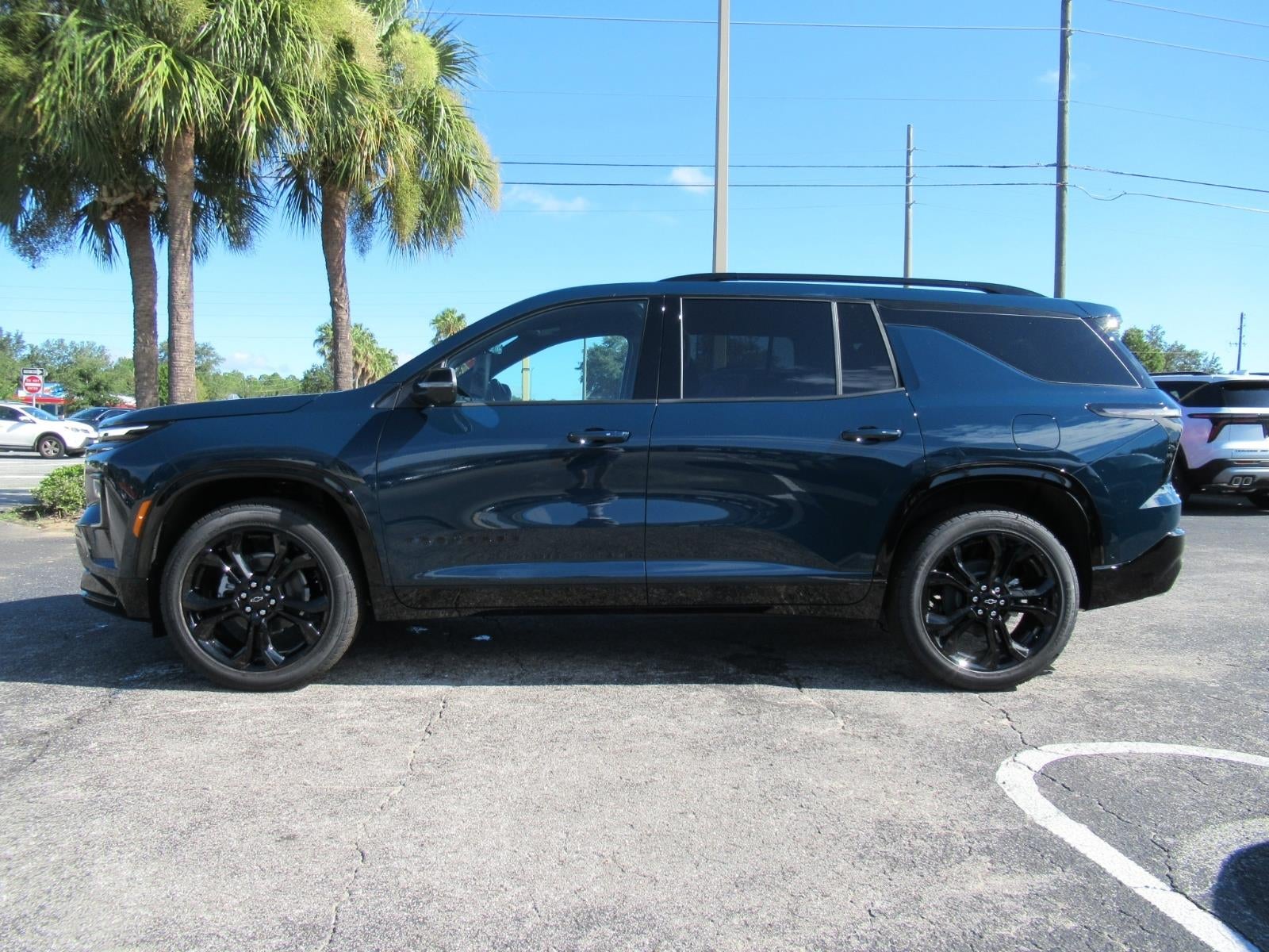 2027 Chevrolet Traverse RS