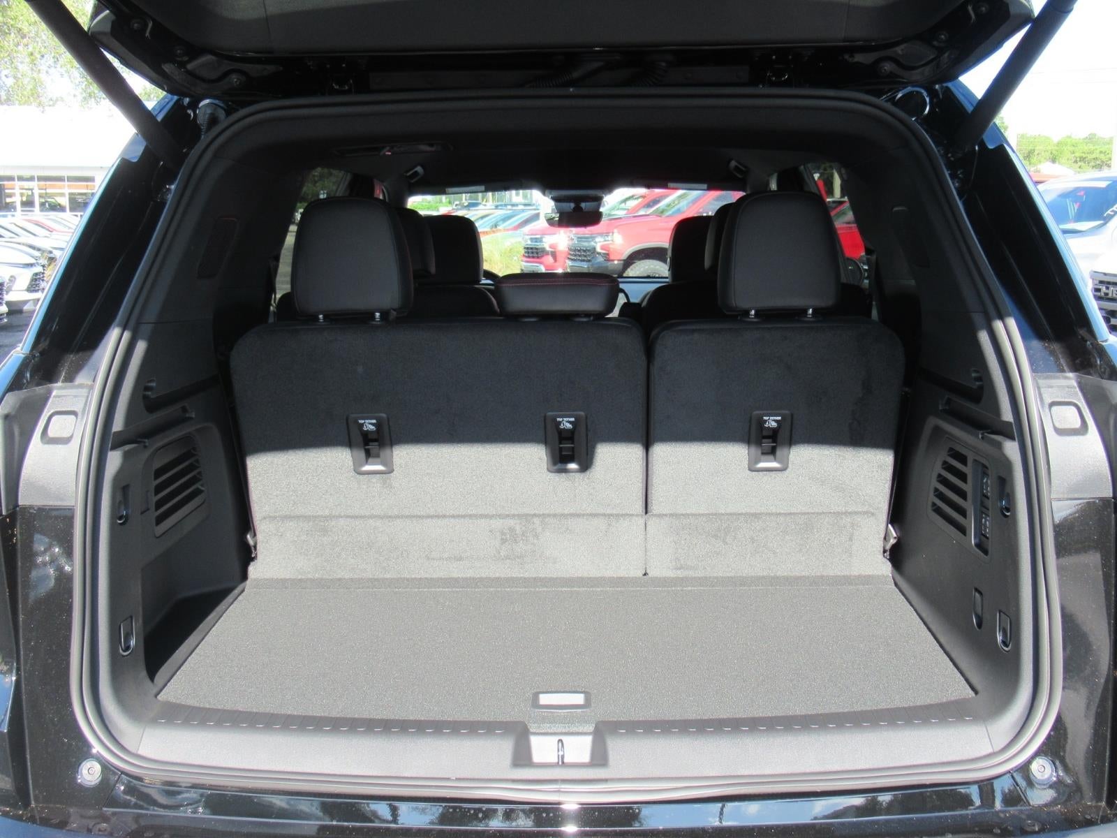 2027 Chevrolet Traverse RS