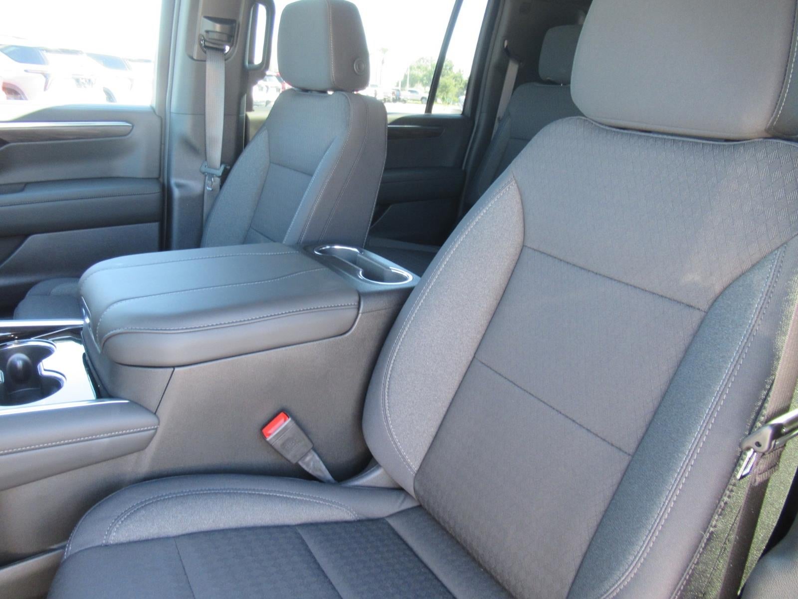 2027 Chevrolet Suburban LS