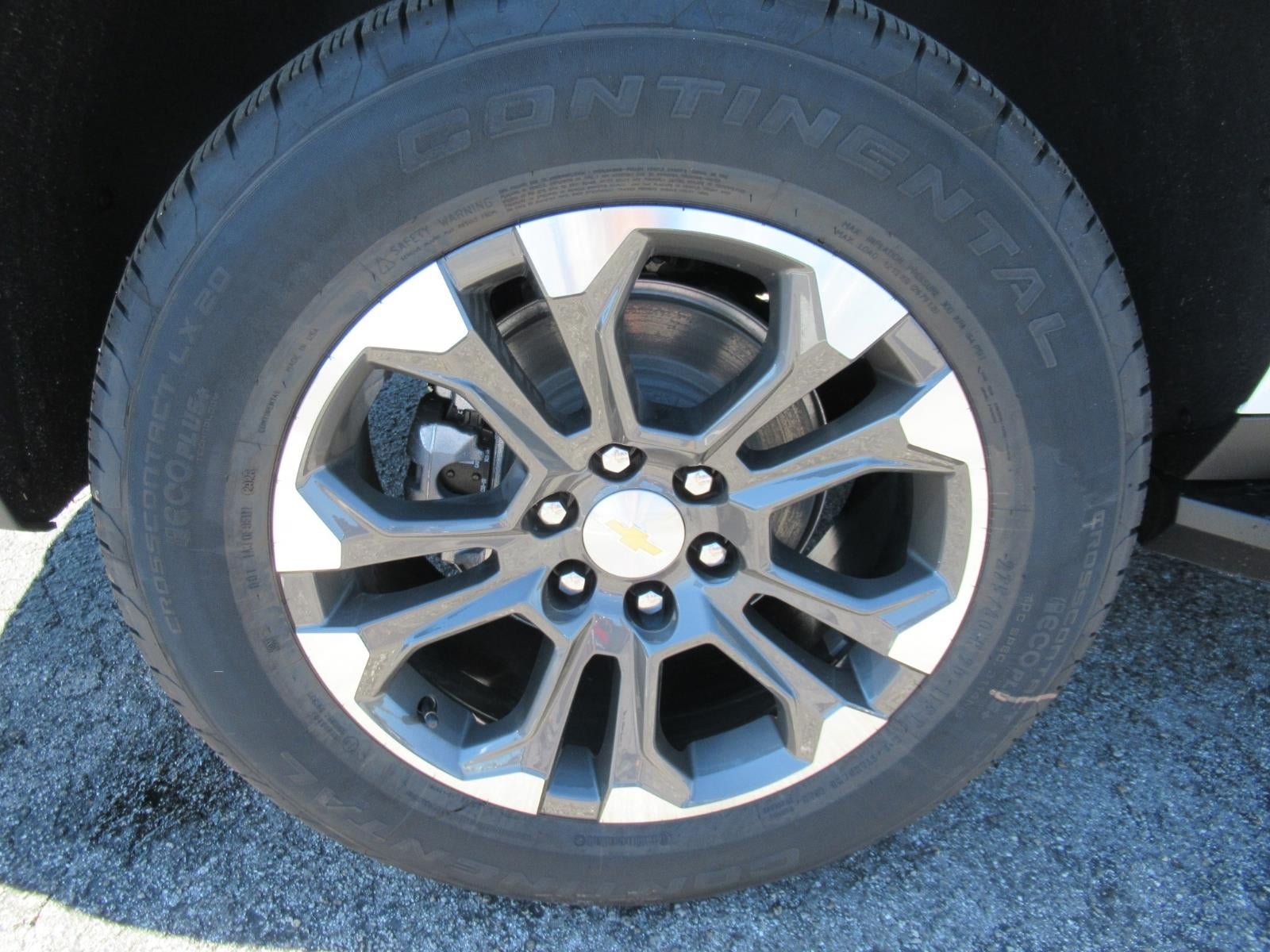 2027 Chevrolet Suburban LS