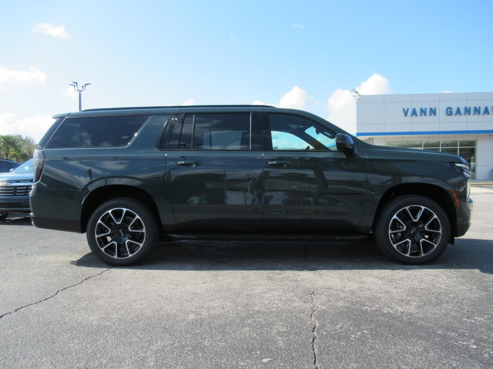 2026 Chevrolet Suburban RST