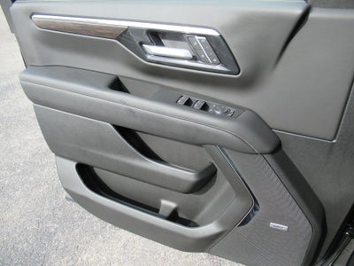 2025 Chevrolet Suburban Premier