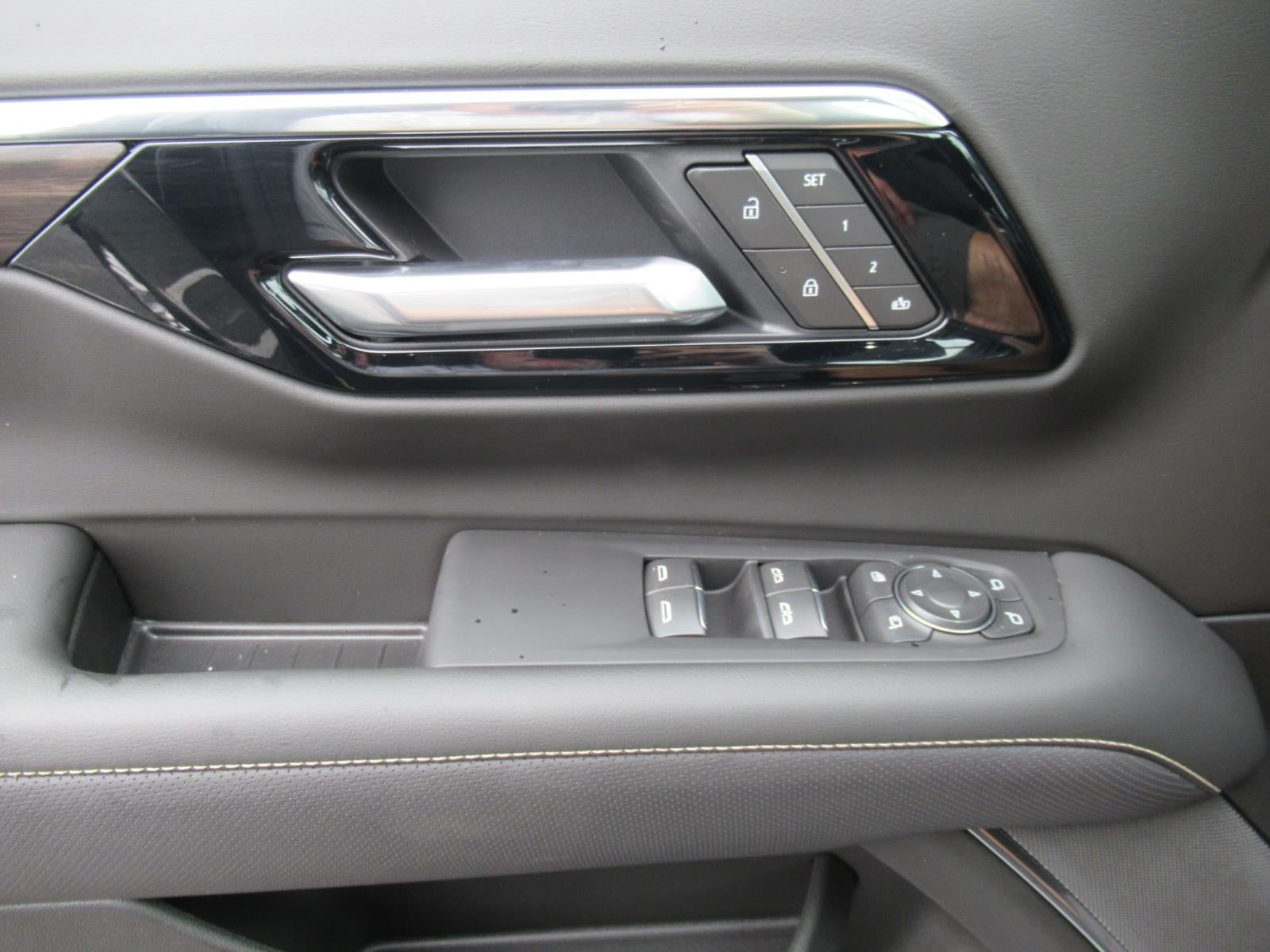 2027 Chevrolet Tahoe Premier