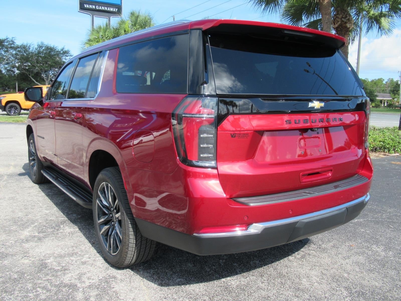 2026 Chevrolet Suburban LS