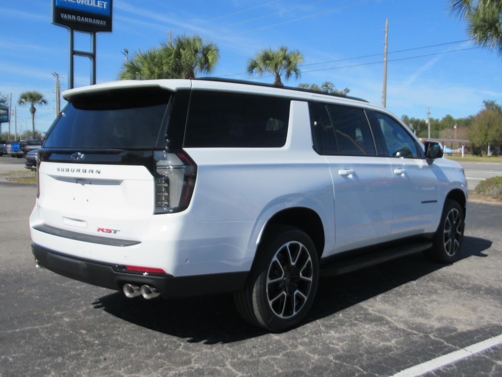 2026 Chevrolet Suburban RST