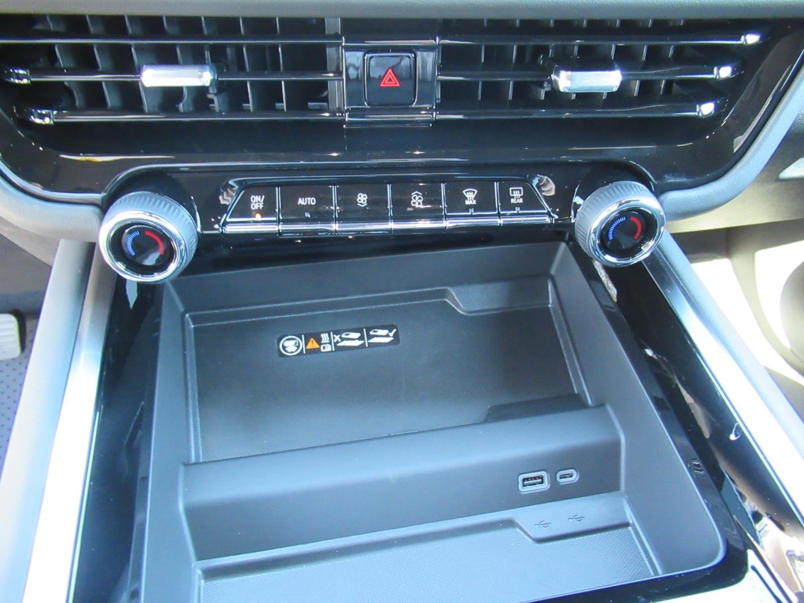 2027 Chevrolet Suburban Premier