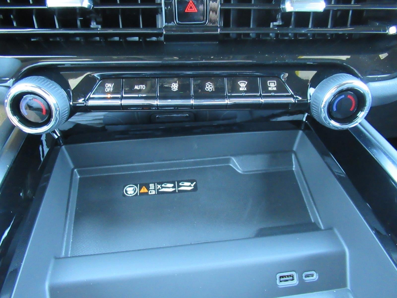 2027 Chevrolet Suburban Premier