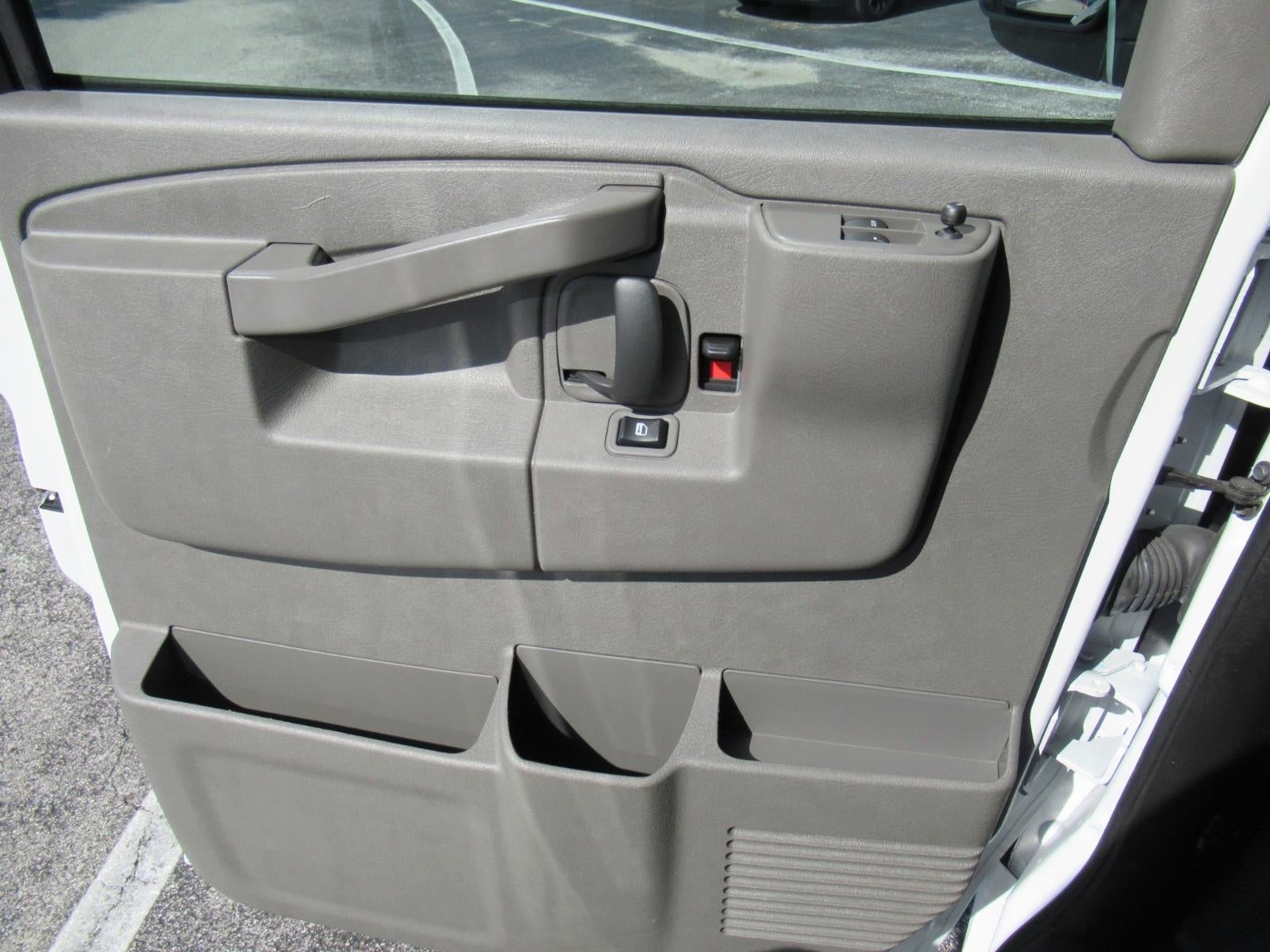 2025 GMC Savana Cargo Work Van