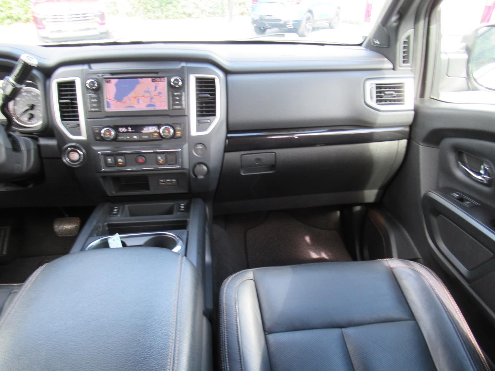 2019 Nissan Titan SL