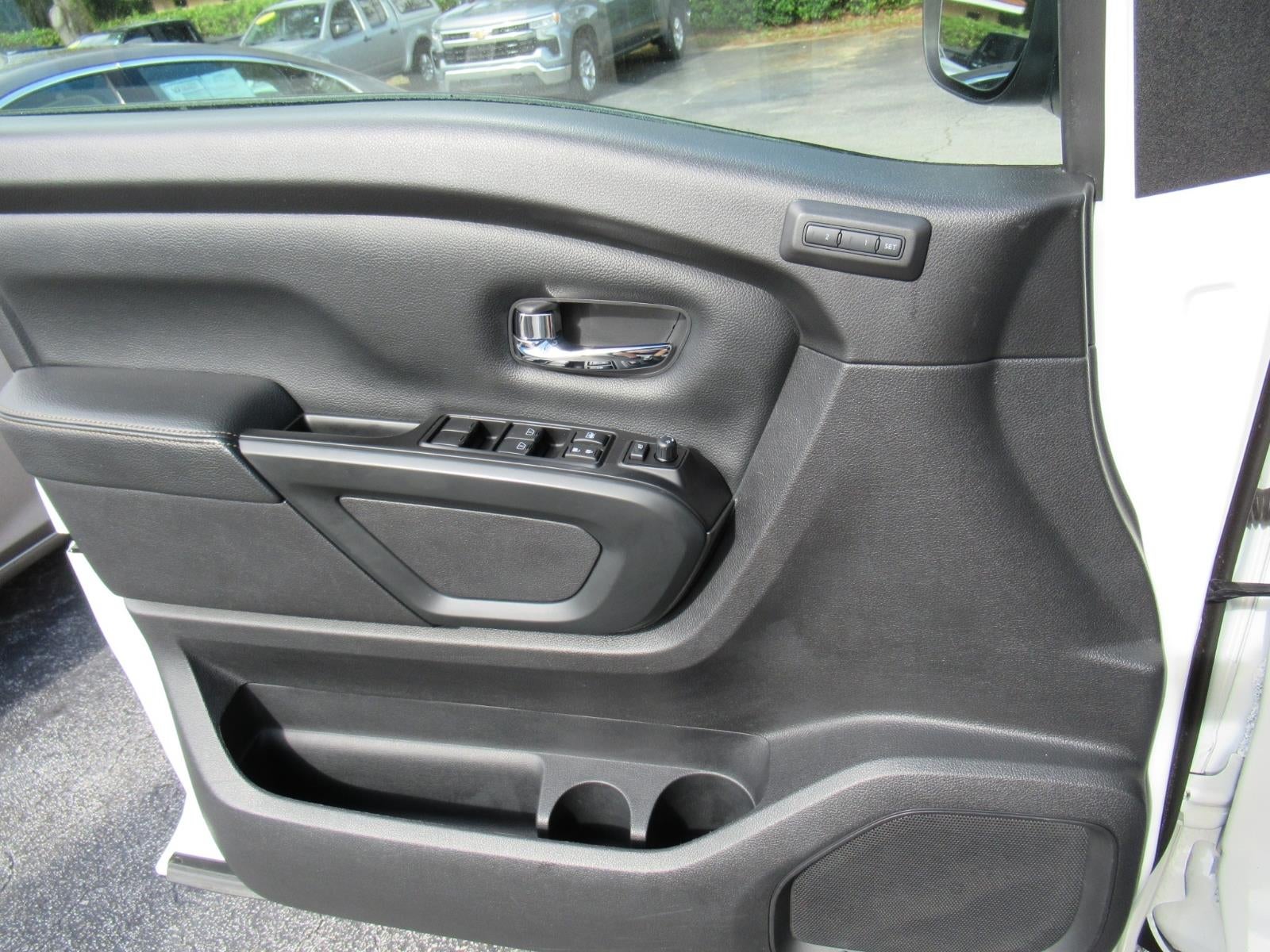 2019 Nissan Titan SL