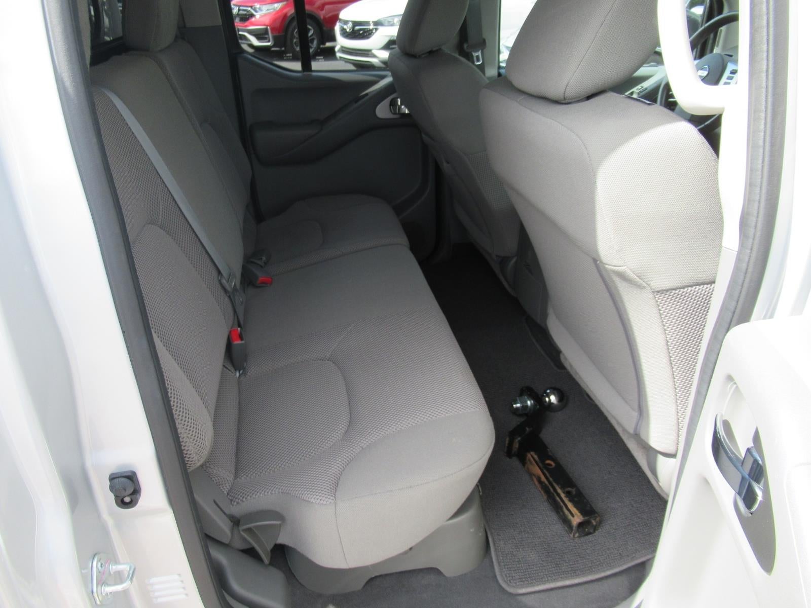 2021 Nissan Frontier SV