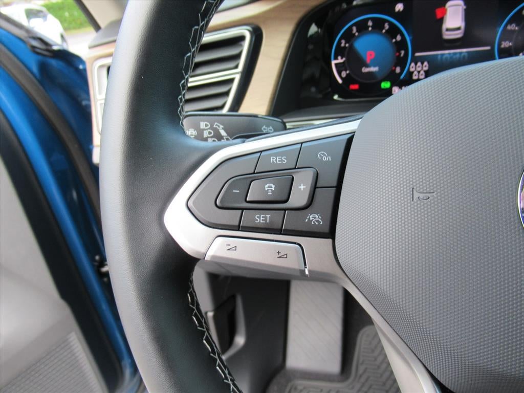 2025 Volkswagen Atlas 2.0T SE