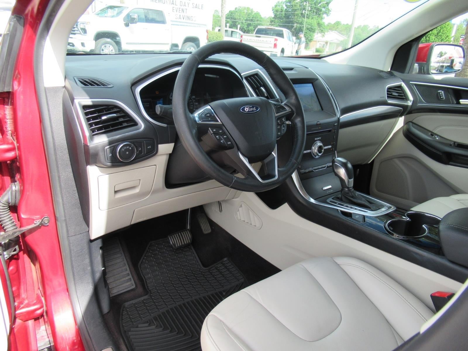 2017 Ford Edge Titanium