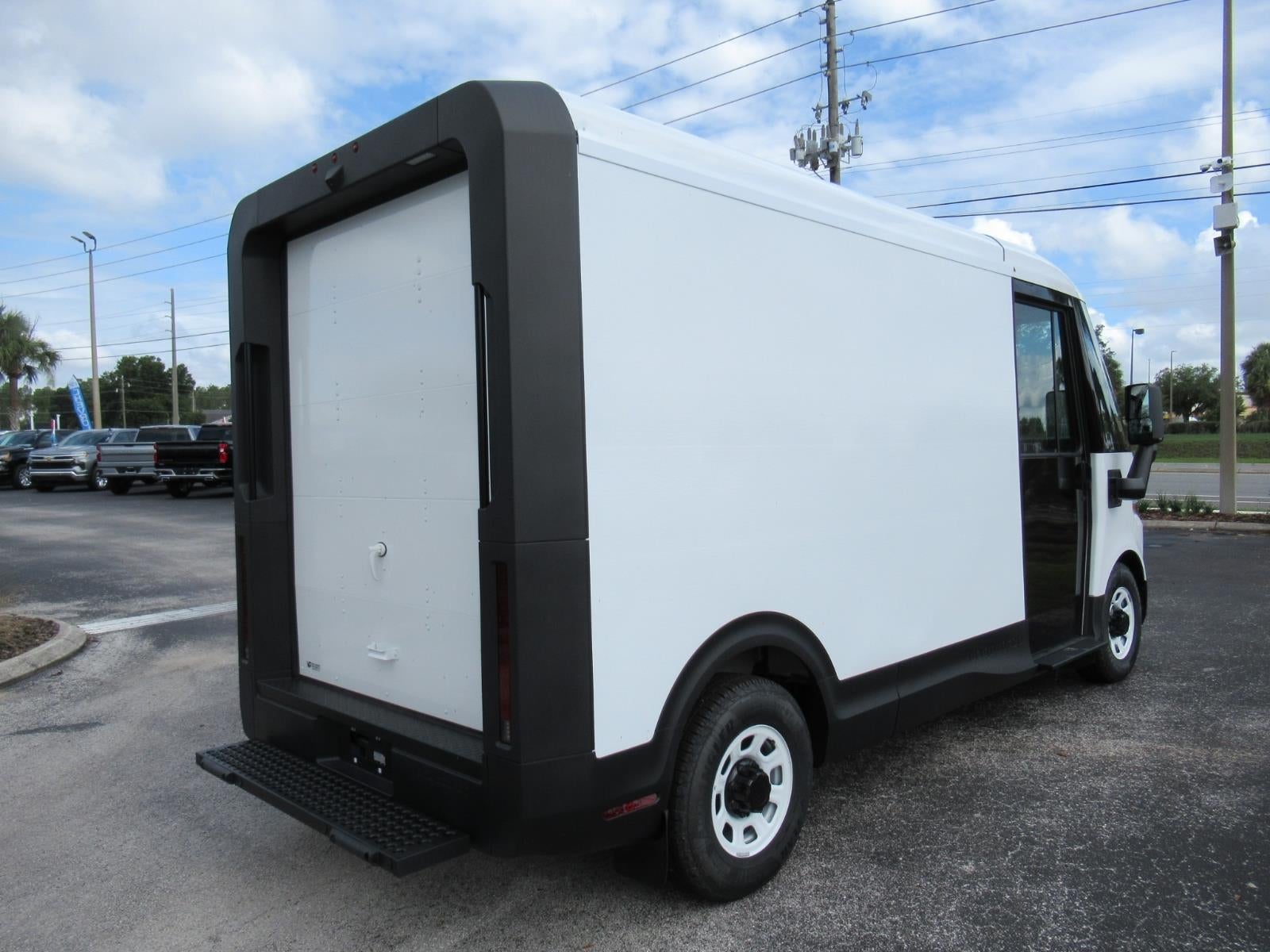 2025 Chevrolet BrightDrop 400 FWD 400