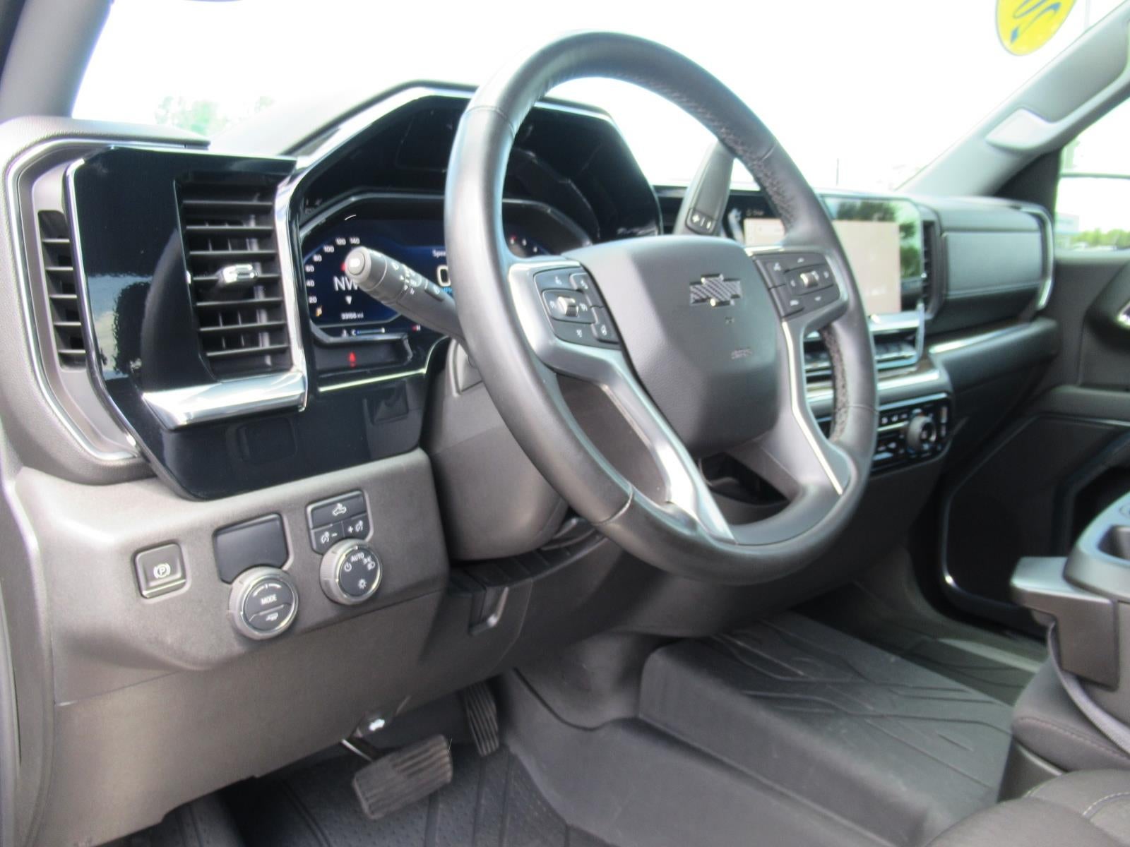 2024 Chevrolet Silverado 1500 LT