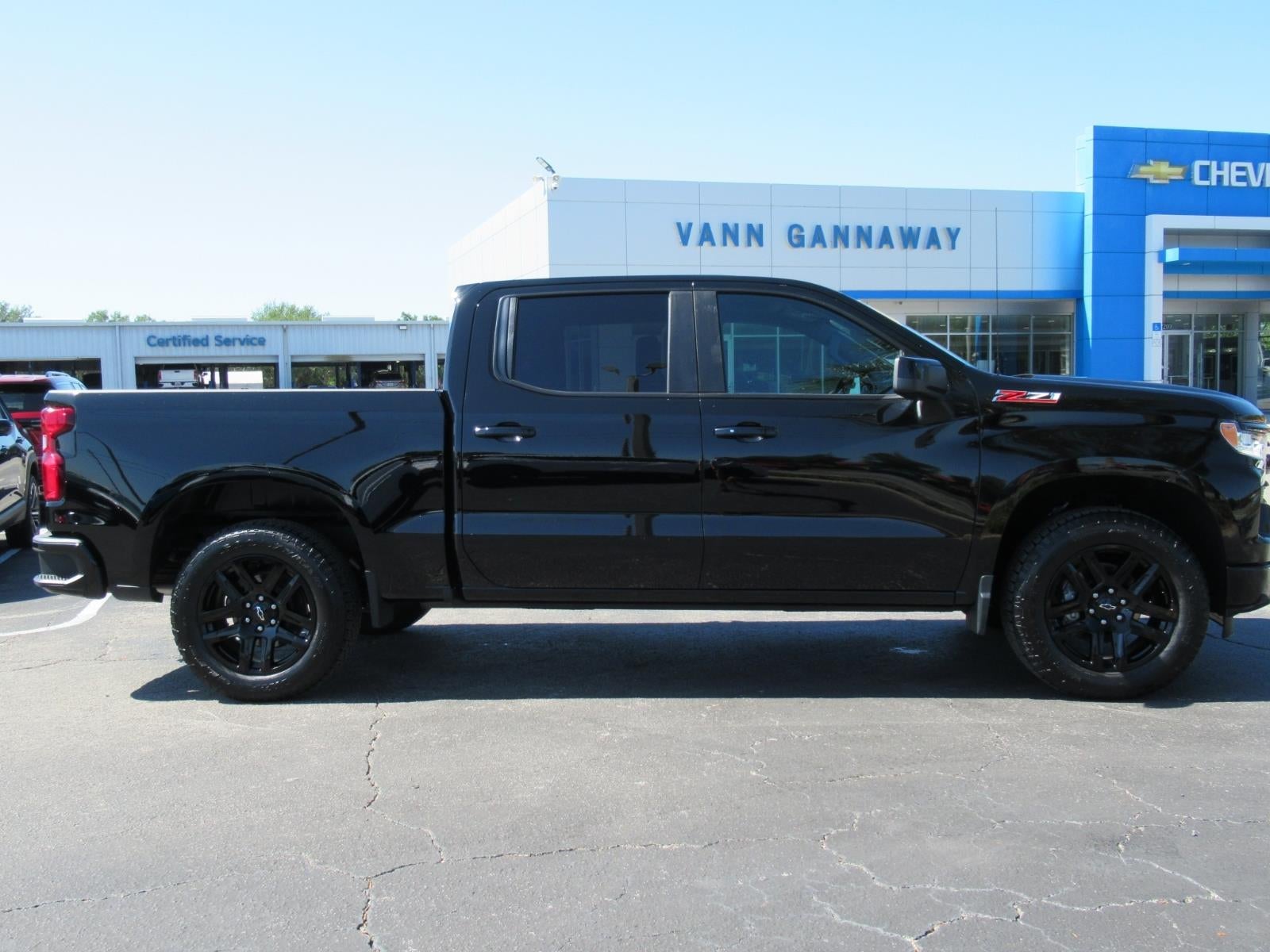 2024 Chevrolet Silverado 1500 RST