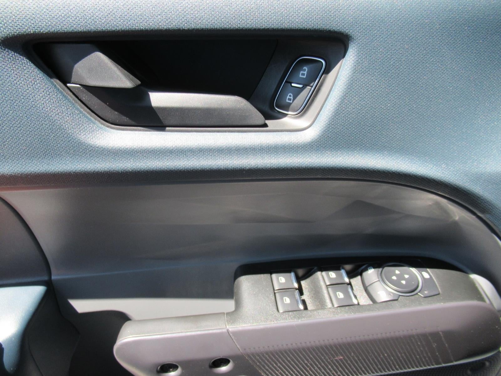 2023 Ford Maverick XLT Advanced