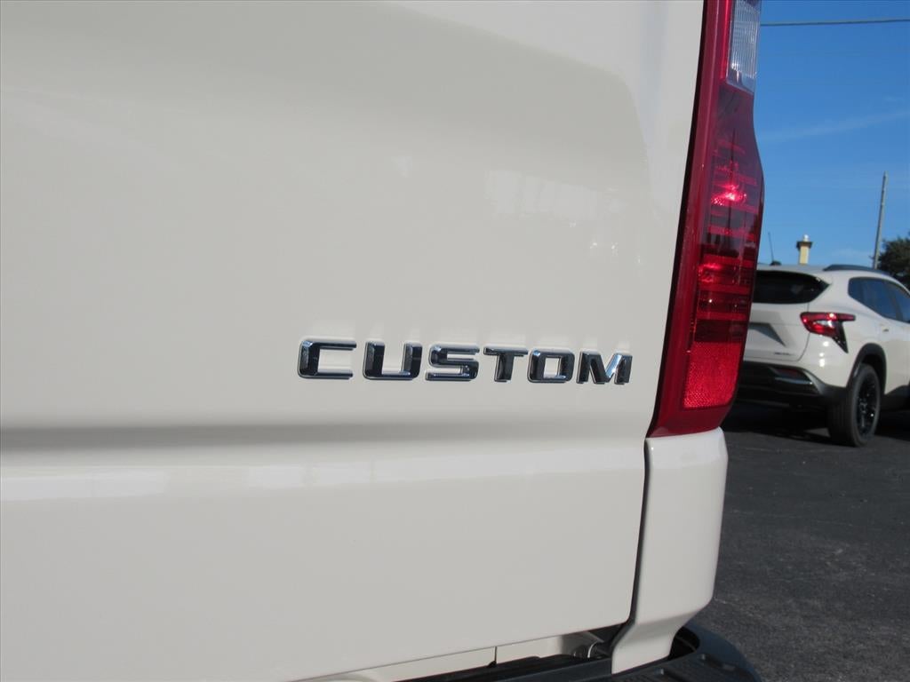 2026 Chevrolet Silverado 1500 Custom
